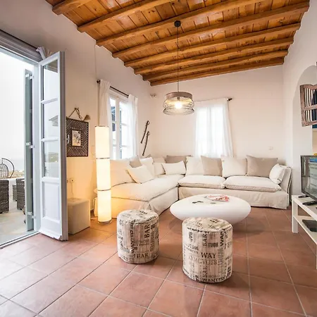 Vila Psarou Heights